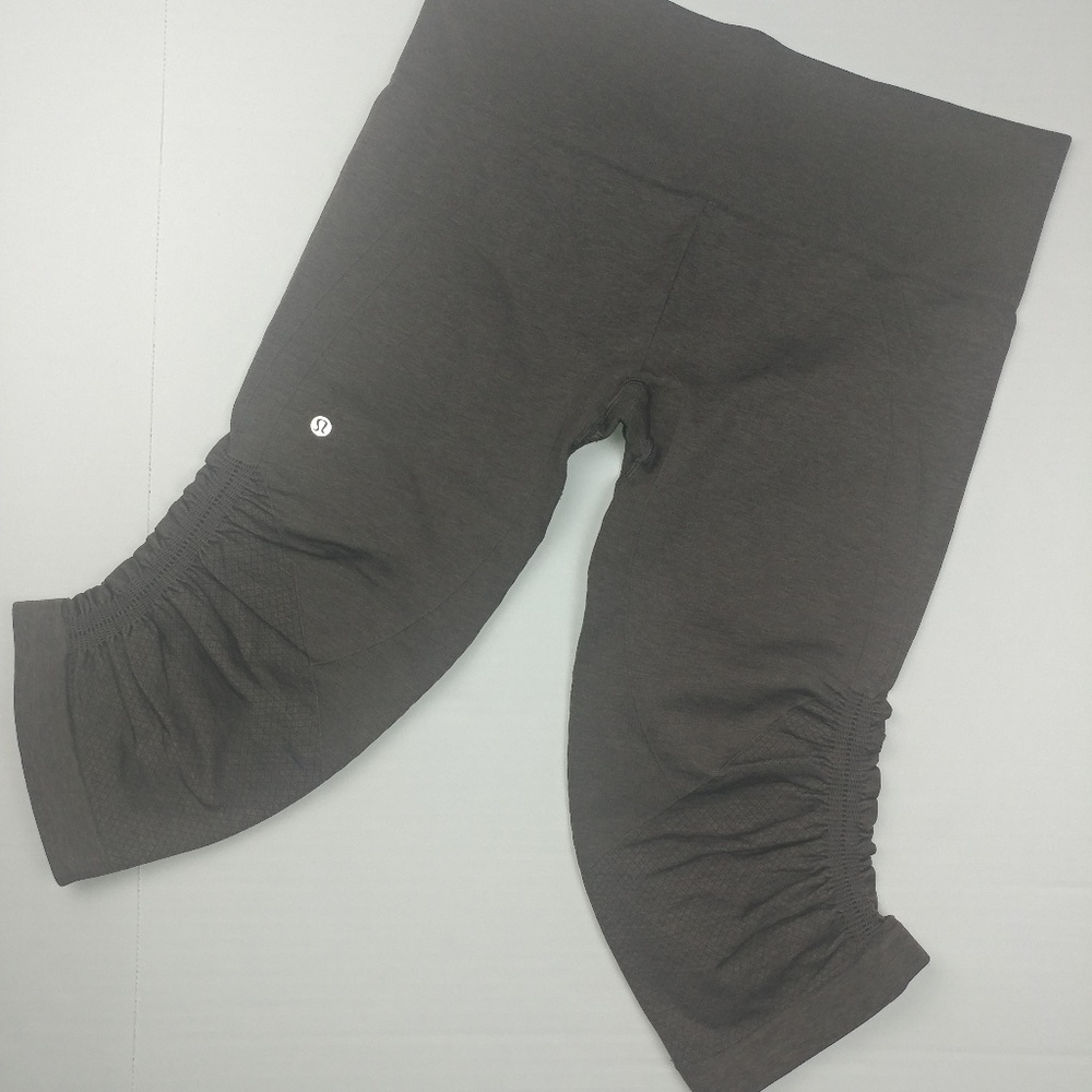 Lululemon In the Flow Crop Pants Heathered Bark